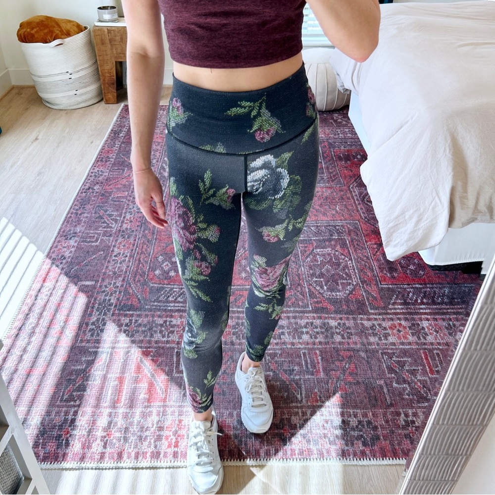Lululemon High Times Pant Full-On Luon Garden Party Smooth Silver Multi Size 6